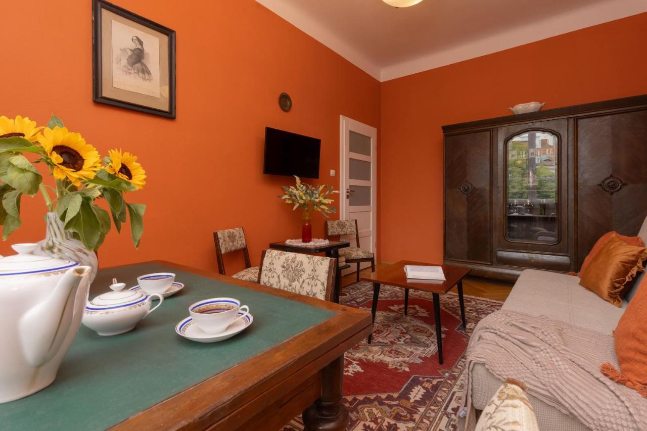 New Town Square For 5 Guests By Renters Warschau